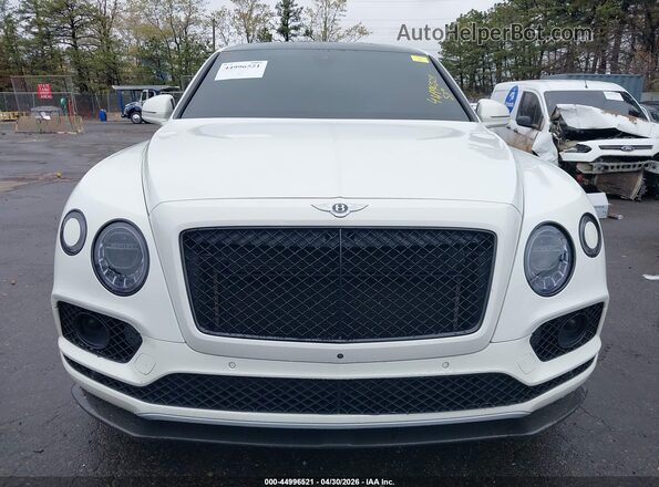 SJAAC2ZV4JC020050 2018 BENTLEY BENTAYGA White Widok zestawu wskaźników