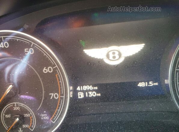SJAAC2ZVXJC020098 2018 BENTLEY BENTAYGA Red 