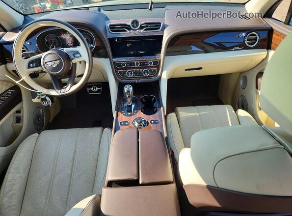 SJAAR2ZV9PC021377 2023 BENTLEY BENTAYGA Green Widok deski rozdzielczej