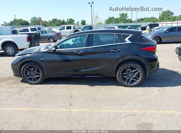 SJKCH5CP3JA003575 2018 INFINITI QX30 Black 360 interior view