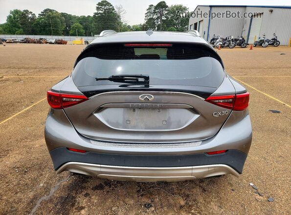SJKCH5CP4HA031590 2017 INFINITI QX30 Gray 