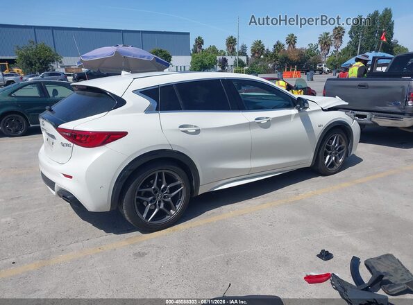 SJKCH5CP5HA027760 2017 INFINITI QX30 Белый 