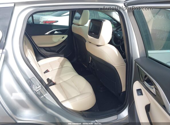 SJKCH5CR6HA027056 2017 INFINITI QX30 Silver VIN կոդի պիտակի տեսք