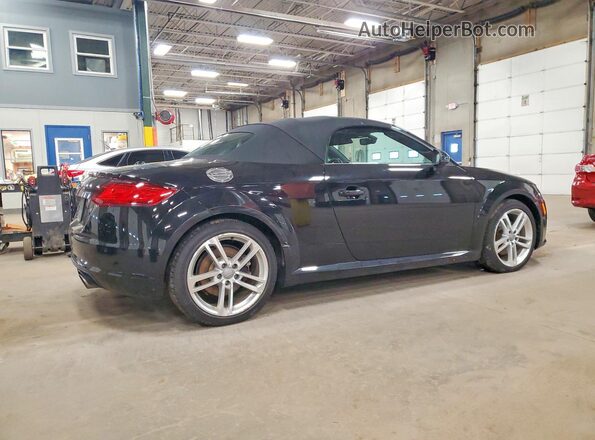 TRUT5CFV7H1010670 2017 AUDI TT Black 