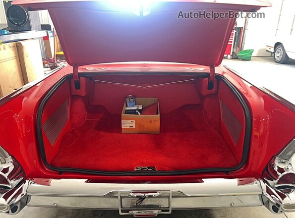VC57J139026 1957 CHEVROLET BEL Красный 