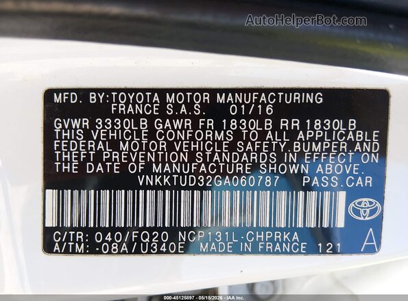 VNKKTUD32GA060787 2016 TOYOTA YARIS White Widok komory silnika