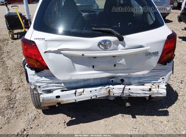 VNKKTUD32GA060787 2016 TOYOTA YARIS White Widok z przodu