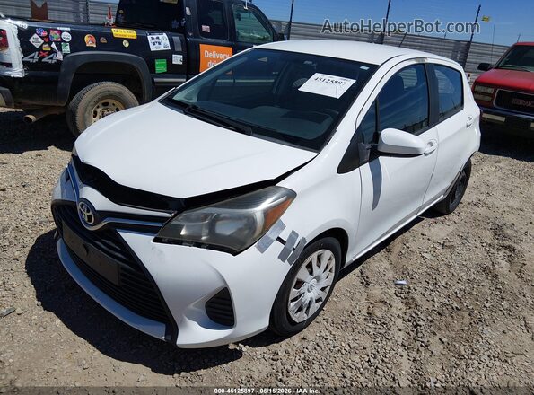 VNKKTUD32GA060787 2016 TOYOTA YARIS White Przód lewy