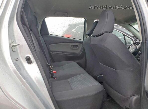 VNKKTUD34GA059267 2016 TOYOTA YARIS Silver 