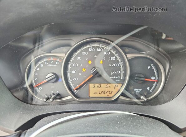 VNKKTUD37GA068786 2016 TOYOTA YARIS Gray Instrument cluster view