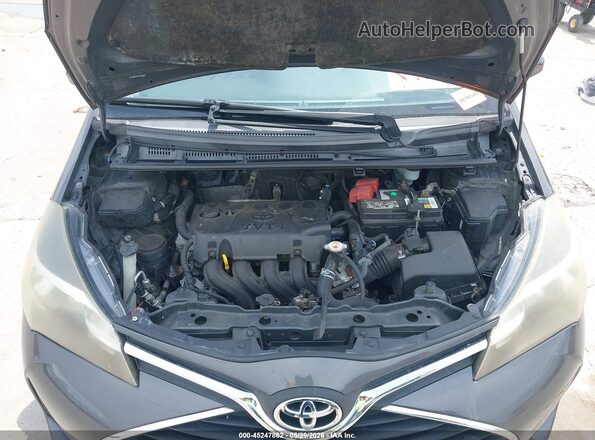 VNKKTUD39HA085932 2017 TOYOTA YARIS Gray უკანა ხედი