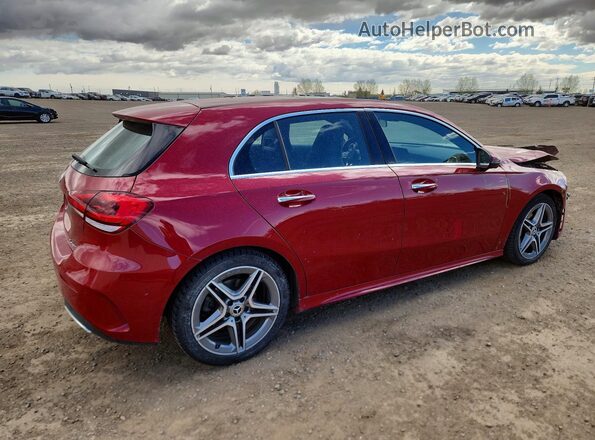 W1K3F4HB4NJ345709 2022 MERCEDES-BENZ A Red უკანა მარჯვენა