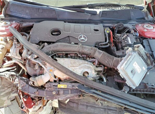 W1K3G4EB0LJ210211 2020 MERCEDES-BENZ A Red Widok wnętrza z tyłu