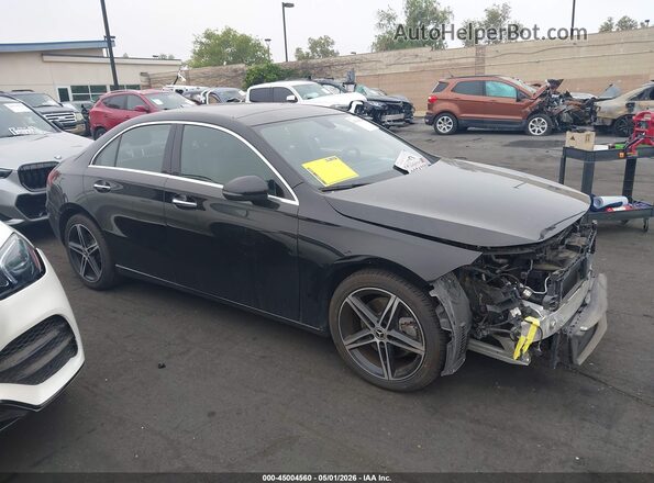 W1K3G4EB0NJ356286 2022 MERCEDES-BENZ A 220 Black Панорамний вид салону 360°
