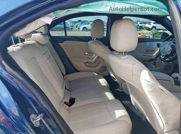 W1K3G4EB2MJ269326 2021 MERCEDES-BENZ A Blue Vista de los asientos traseros
