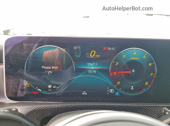 W1K3G4EB8LW046631 2020 MERCEDES-BENZ A White Vista del cuadro de instrumentos