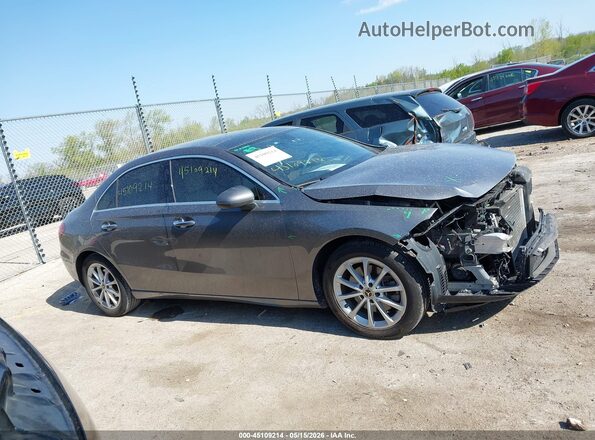 W1K3G4FB6MJ274642 2021 MERCEDES-BENZ A 220 Gray Rear interior view