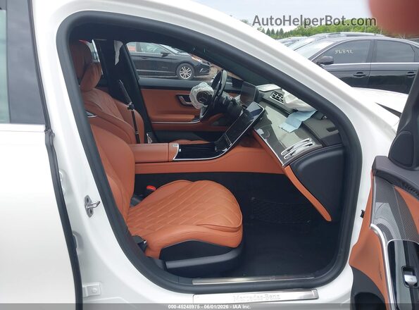W1K6G6KB7PA200911 2023 MERCEDES-BENZ S-CLASS White Vista interior delantera