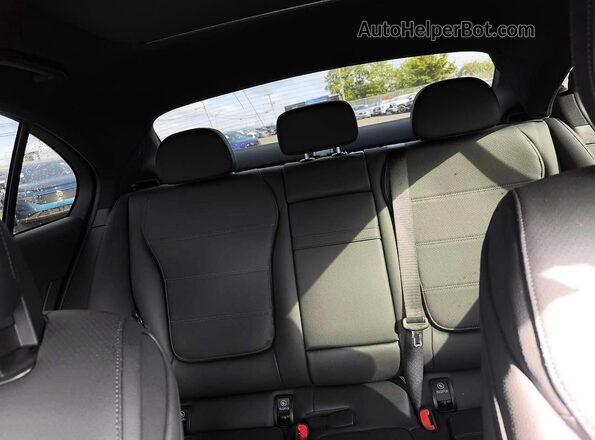 W1KAF4HB0SR241898 2025 MERCEDES-BENZ C Black Vista de los asientos traseros