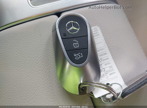 W1KAF4HB4PR092225 2023 MERCEDES-BENZ C-CLASS White Առջևի վահանակի տեսք
