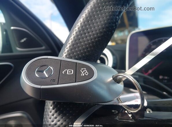 W1KAF4HB6SR245003 2025 MERCEDES-BENZ C-CLASS Gray Vista del salpicadero