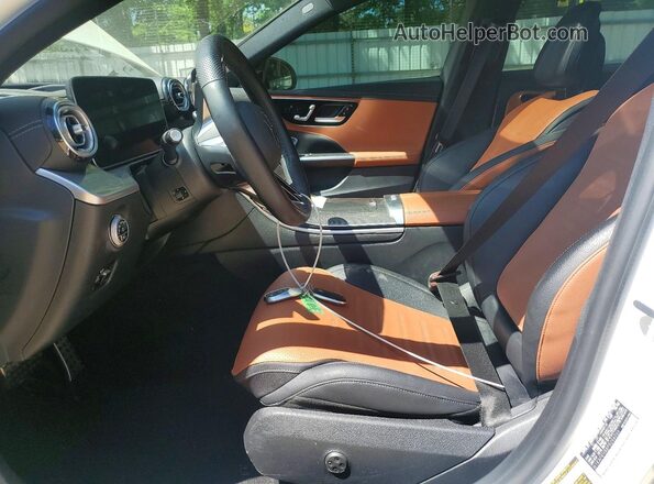 W1KAF4HB8PR096066 2023 MERCEDES-BENZ C Белый 
