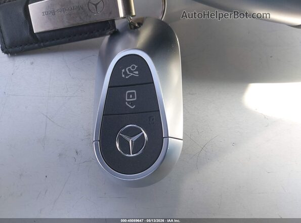 W1KAF4HB9PR149762 2023 MERCEDES-BENZ C-CLASS White Widok deski rozdzielczej