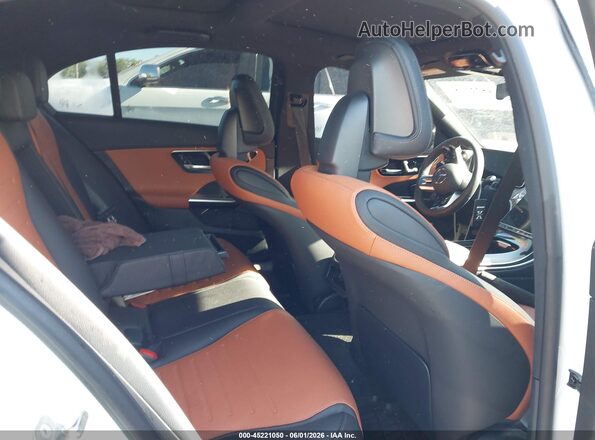 W1KAF8HB6SR283788 2025 MERCEDES-BENZ AMG C 43 White VIN sticker view