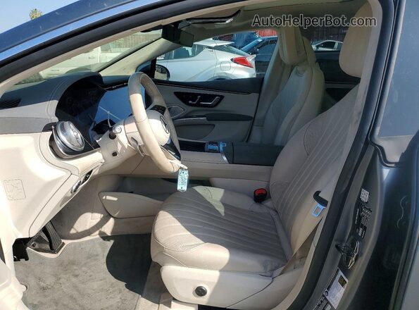 W1KCG4EB2NA019988 2022 MERCEDES-BENZ EQS Charcoal Vista interior delantera