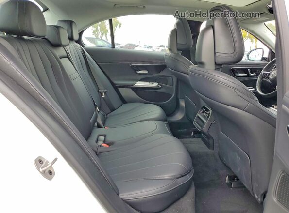 W1KLF4HB3RA037890 2024 MERCEDES-BENZ E Белый 
