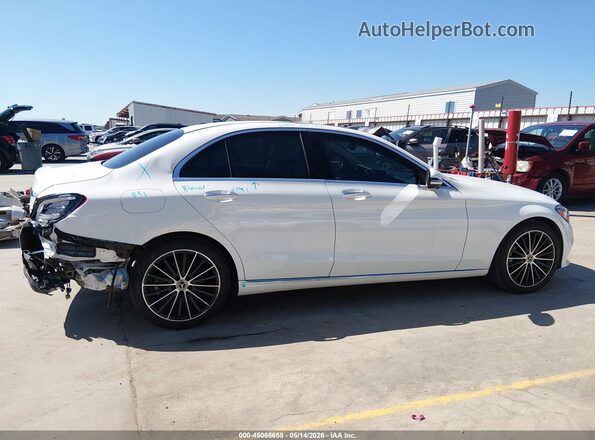 W1KWF8DB0MR648061 2021 MERCEDES-BENZ C-CLASS Белый Вид задней части салона