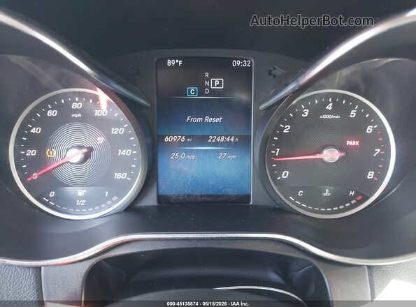 W1KWF8DB4LR590759 2020 MERCEDES-BENZ C-CLASS Black Widok tylnych siedzeń