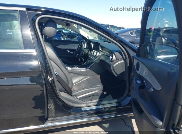 W1KWF8DB4LR590759 2020 MERCEDES-BENZ C-CLASS Black Widok wnętrza z przodu