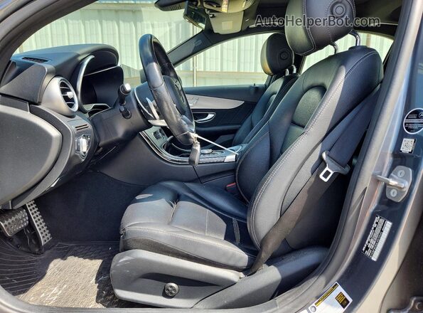 W1KWF8DB6LR570545 2020 MERCEDES-BENZ C Gray Widok wnętrza z przodu