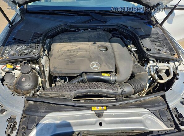 W1KWF8DB7LR567217 2020 MERCEDES-BENZ C White Vista interior trasera