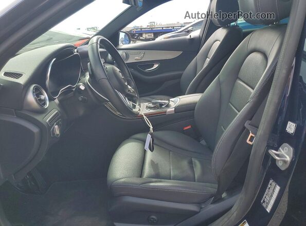 W1KWF8DB8MR616894 2021 MERCEDES-BENZ C Blue Widok wnętrza z przodu