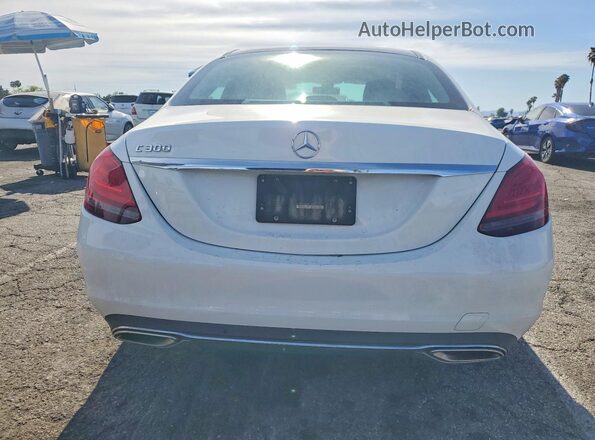 W1KWF8DB8MR648745 2021 MERCEDES-BENZ C White Rear view