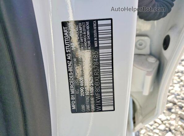 W1KWF8DBXLR578485 2020 MERCEDES-BENZ C White Vista del compartimento del motor