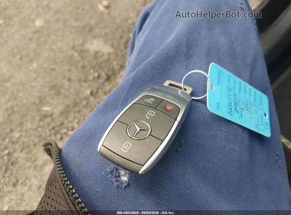 W1KWF8EB4MR615434 2021 MERCEDES-BENZ C-CLASS Black Առջևի վահանակի տեսք
