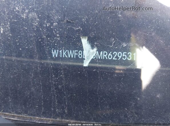 W1KWF8EB6MR629531 2021 MERCEDES-BENZ C-CLASS Серебряный 