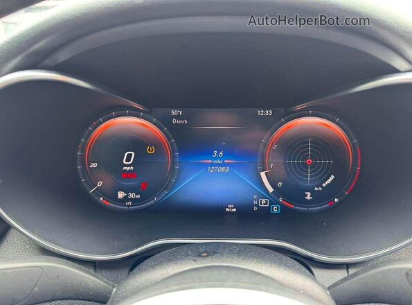 W1KWF8EB7LR594867 2020 MERCEDES-BENZ C Черный Вид панели приборов