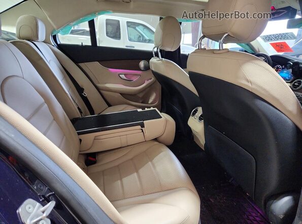 W1KWF8EB8MR646492 2021 MERCEDES-BENZ C Blue Widok tylnych siedzeń