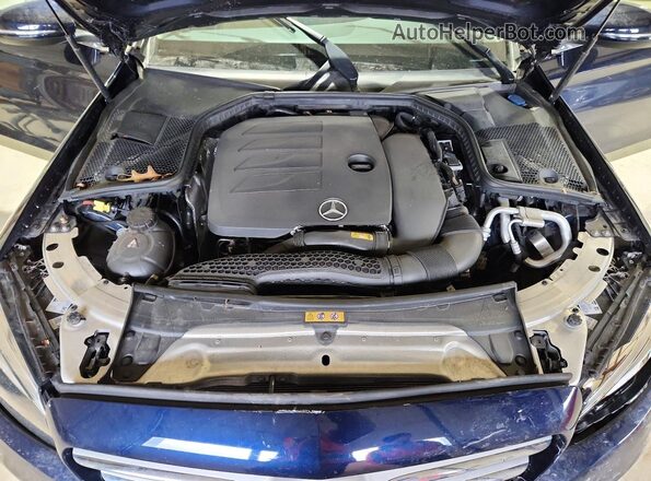 W1KWF8EB8MR646492 2021 MERCEDES-BENZ C Blue Widok wnętrza z tyłu