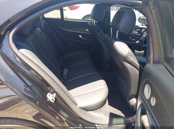 W1KZF8DB2PB102534 2023 MERCEDES-BENZ E-CLASS Black Widok naklejki z numerem VIN