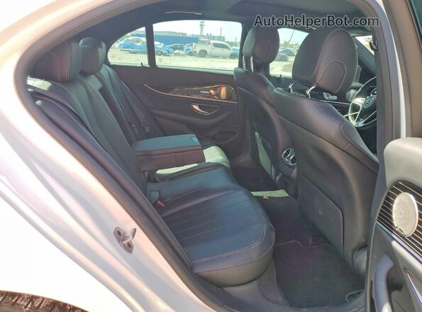 W1KZF8DB3NB076944 2022 MERCEDES-BENZ E White Հետևի նստատեղերի տեսք