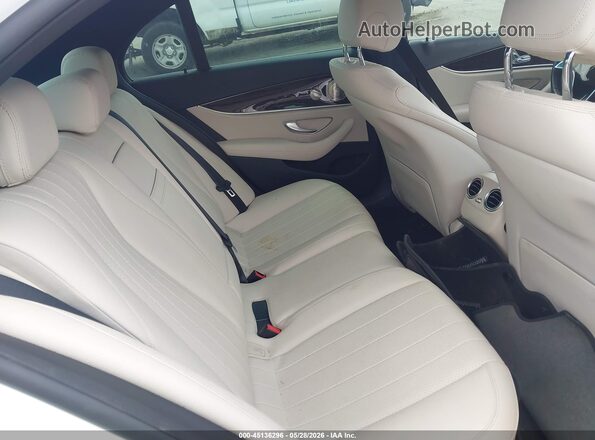W1KZF8DB9MA970483 2021 MERCEDES-BENZ E-CLASS White Widok naklejki z numerem VIN