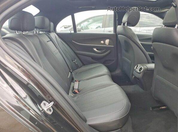 W1KZF8EB7MA990486 2021 MERCEDES-BENZ E Black Widok tylnych siedzeń