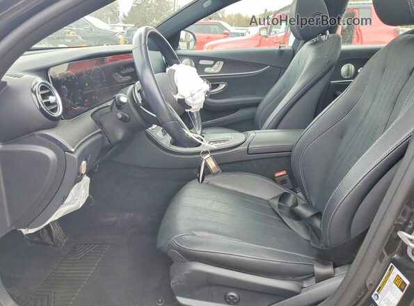 W1KZF8EB7MA990486 2021 MERCEDES-BENZ E Black Widok wnętrza z przodu