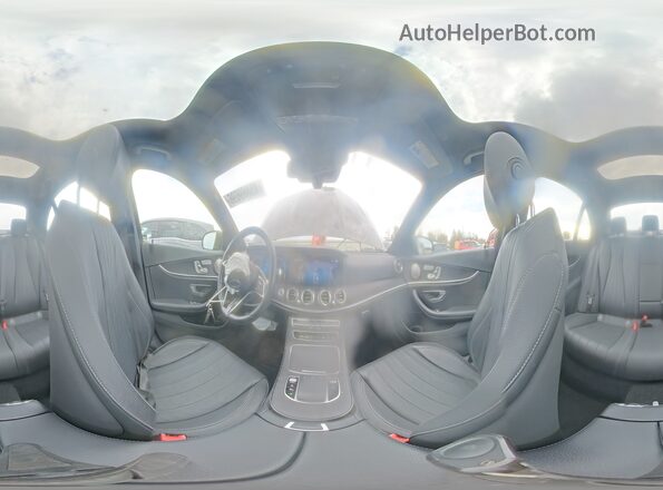 W1KZF8EB7MA990486 2021 MERCEDES-BENZ E Black Widok wnętrza 360 stopni