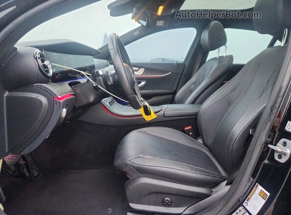 W1KZF8EB8PB144690 2023 MERCEDES-BENZ E Black Vista interior delantera
